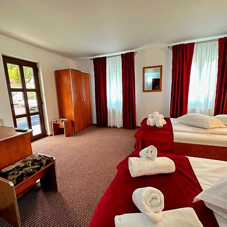 Valea Alba View - Self Check-In Hotel Buşteni Exterior foto