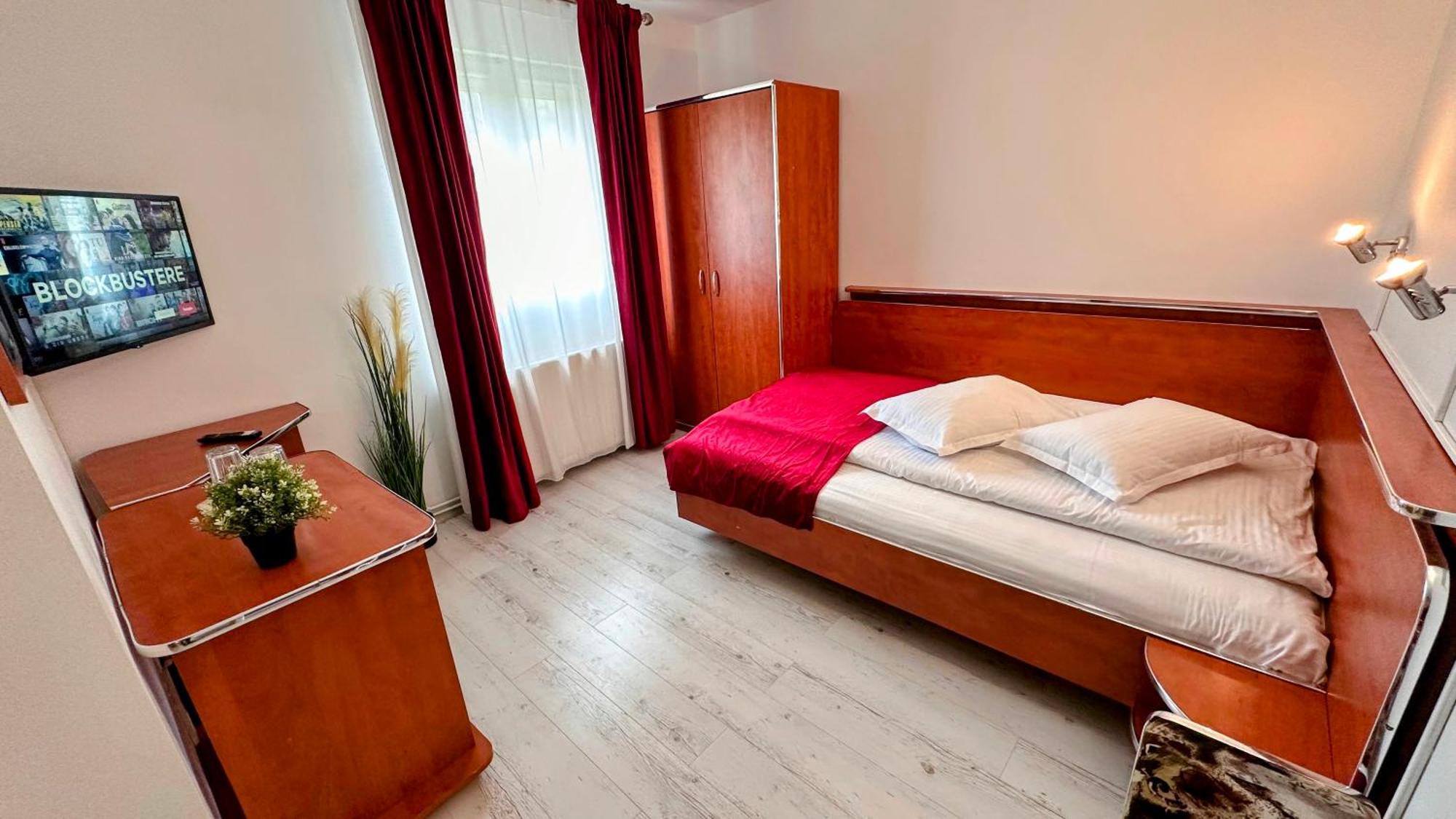 Valea Alba View - Self Check-In Hotel Buşteni Exterior foto